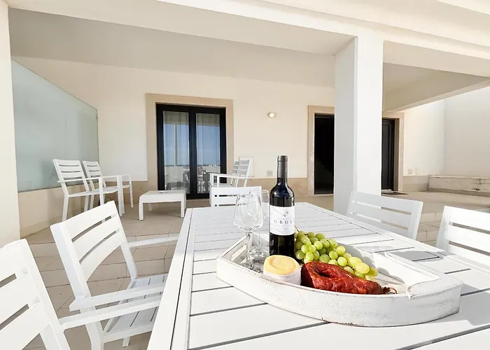 Janelas Da Baia - By Sch * São Martinho do Porto